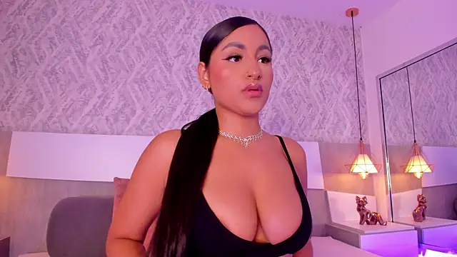 AishaPeyton online show from November 22, 2025, 2:49 pm