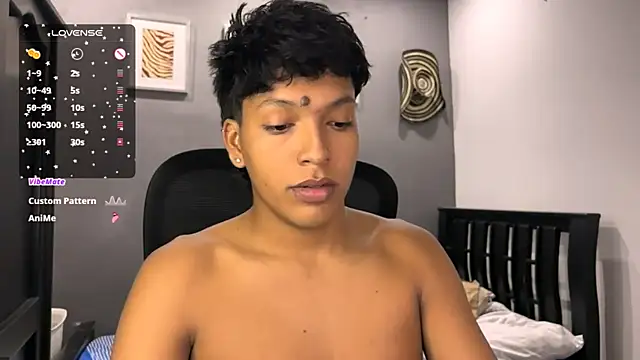 Snapshot of Xander_bonnet1 chatting on January 29, 2025, 2:51 am Xander bonnet1 online show from January 29, 2025, 2:51 am