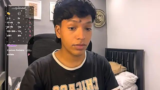 Snapshot of Xander_bonnet1 chatting on February 5, 2025, 6:04 pm Xander bonnet1 online show from February 5, 2025, 6:04 pm