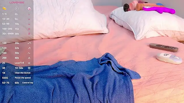 petitelittleebony online show from September 22, 2025, 12:23 am