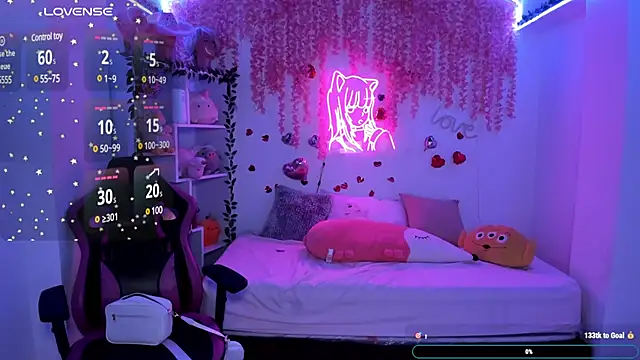 cat kitty18  online show from March 6, 2025, 6:26 pm