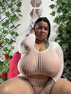 alicia squirt big online show from September 26, 2025, 3:21 am
