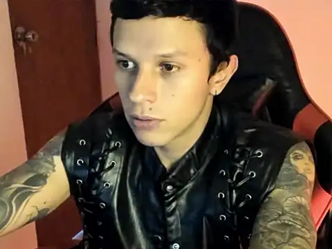 Snapshot of goodboy69l chatting on April 9, 2026, 10:59 pm goodboy69l online show from April 9, 2026, 10:59 pm