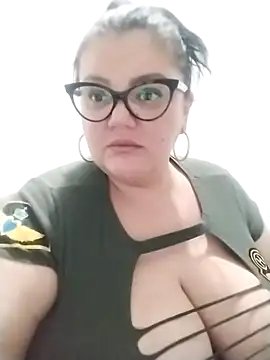 Madisonpalacio online show from February 24, 2026, 2:09 am