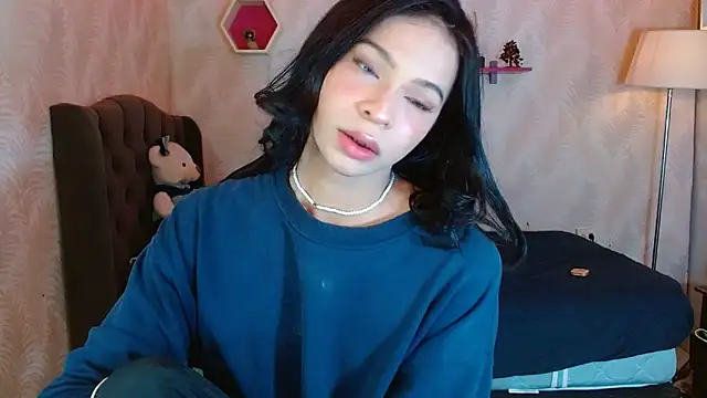 andy bell x online show from September 27, 2025, 2:33 pm