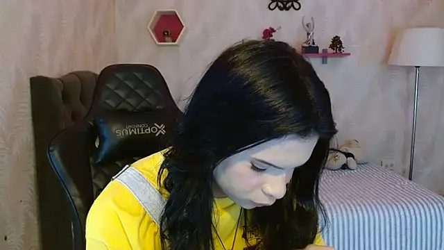 andy bell x online show from October 23, 2025, 5:40 am