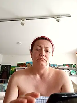 Snapshot of MariaAnaSunshine chatting on September 14, 2025, 9:52 am MariaAnaSunshine online show from September 14, 2025, 9:52 am