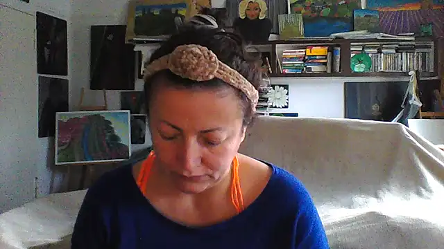 Snapshot of MariaAnaSunshine chatting on October 30, 2025, 7:54 am MariaAnaSunshine online show from October 30, 2025, 7:54 am