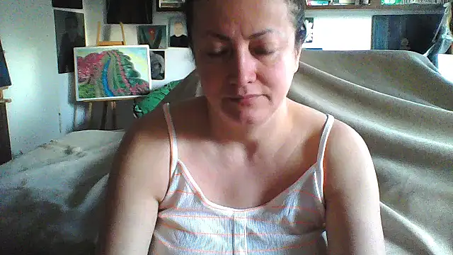 Snapshot of MariaAnaSunshine chatting on November 1, 2025, 7:10 am MariaAnaSunshine online show from November 1, 2025, 7:10 am