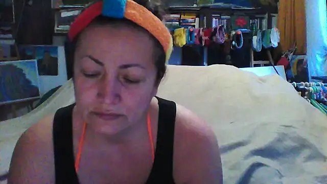 Snapshot of MariaAnaSunshine chatting on November 26, 2025, 6:58 am MariaAnaSunshine online show from November 26, 2025, 6:58 am