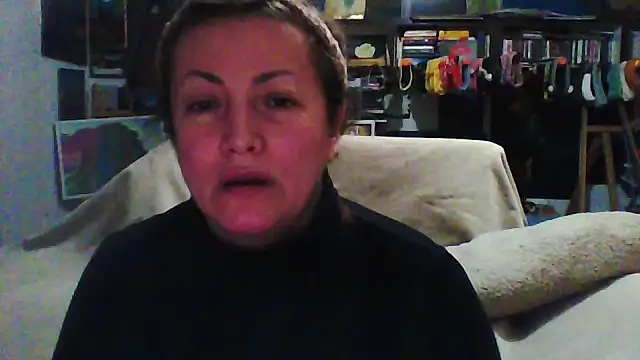 MariaAnaSunshine online show from December 18, 2025, 7:53 pm