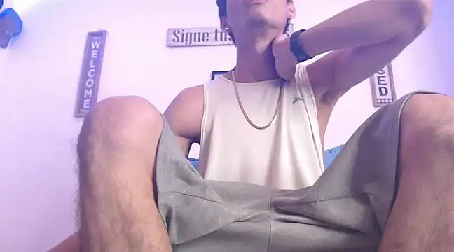 Snapshot of harrytomson_1 chatting on March 1, 2025, 3:10 am harrytomson 1 online show from March 1, 2025, 3:10 am