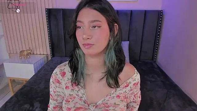 Snapshot of Yazmin_rouse chatting on March 4, 2025, 12:12 pm Yazmin rouse online show from March 4, 2025, 12:12 pm