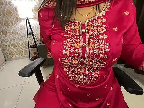 Snapshot of SamairAhh chatting on January 14, 2025, 8:48 pm SamairAhh online show from January 14, 2025, 8:48 pm