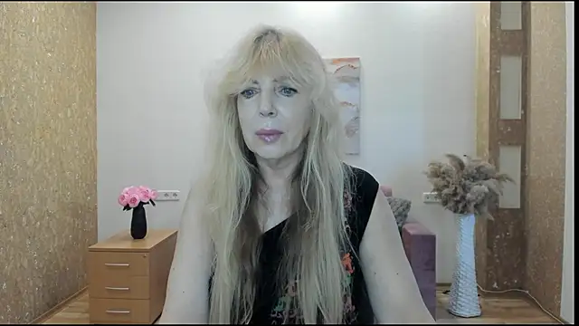 Anna Diax online show from March 28, 2026, 12:49 pm