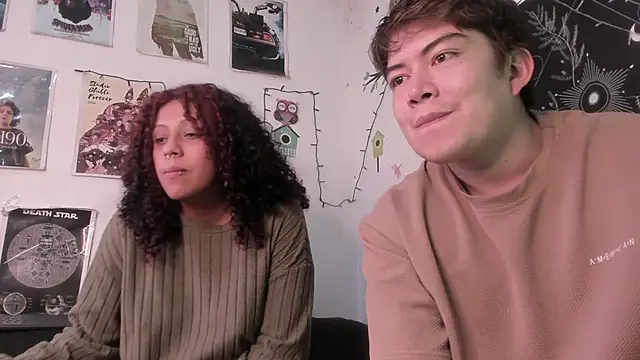 hothoneychile online show from November 13, 2025, 3:38 am