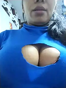 Snapshot of cindy_damm chatting on December 23, 2024, 12:57 am cindy damm online show from December 23, 2024, 12:57 am