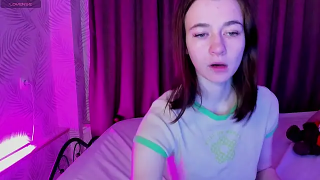 Snapshot of Aisha_Skinny chatting on February 6, 2025, 3:09 pm Aisha Skinny online show from February 6, 2025, 3:09 pm