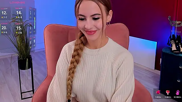 Snapshot of CherieDane chatting on October 15, 2025, 12:05 pm CherieDane online show from October 15, 2025, 12:05 pm