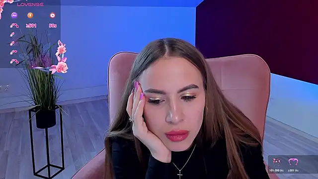 Snapshot of CherieDane chatting on November 25, 2025, 12:38 pm CherieDane online show from November 25, 2025, 12:38 pm