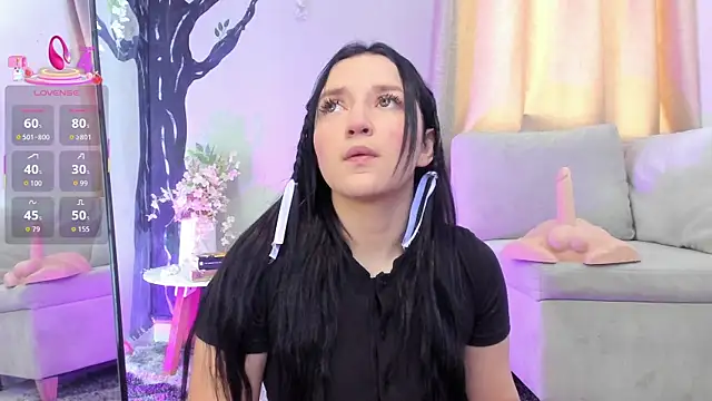  EmilyJireh  online show from January 6, 2026, 4:54 pm