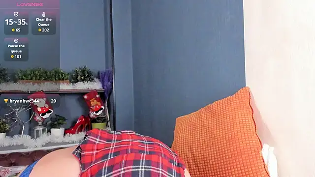 JesiaFoxi online show from January 12, 2026, 12:21 pm