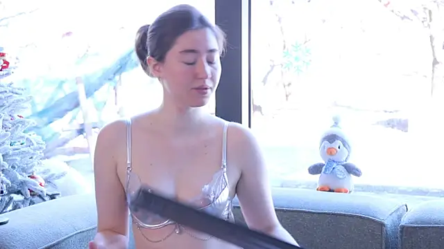 Snapshot of GentleSparkMay chatting on January 11, 2025, 9:26 am GentleSparkMay online show from January 11, 2025, 9:26 am