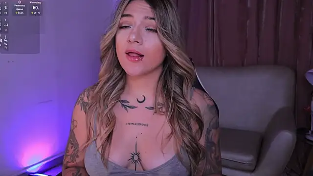 Snapshot of ashleyvalirya chatting on November 6, 2025, 3:51 am ashleyvalirya online show from November 6, 2025, 3:51 am