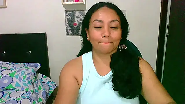 zaray bella online show from April 16, 2026, 9:39 pm