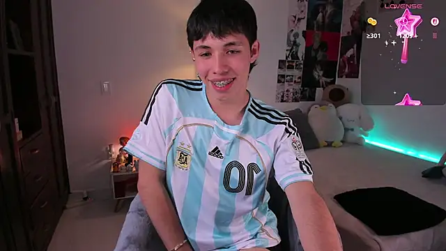 angel bless19 online show from September 15, 2025, 10:32 pm