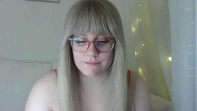 Snapshot of miramore chatting on December 13, 2024, 6:27 pm miramore online show from December 13, 2024, 6:27 pm