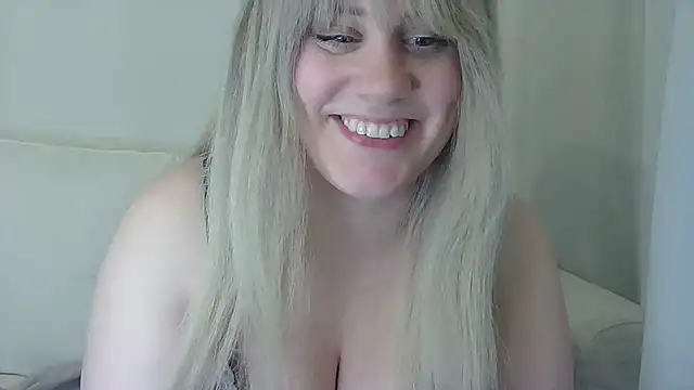 Snapshot of miramore chatting on February 2, 2025, 9:34 pm miramore online show from February 2, 2025, 9:34 pm