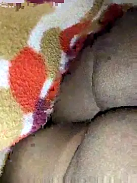 Snapshot of Punam_Aunty_510 chatting on December 17, 2025, 4:35 pm Punam Aunty 510 online show from December 17, 2025, 4:35 pm