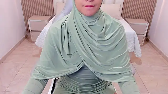 Hanaa latif online show from March 3, 2025, 11:00 am