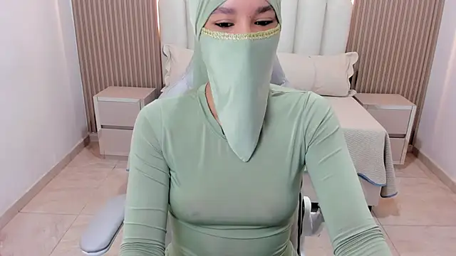 Hanaa latif online show from March 7, 2025, 12:01 pm