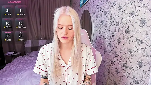 Healing  girl online show from January 15, 2025, 7:48 am