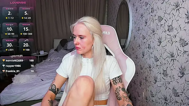 Healing  girl online show from January 18, 2025, 6:56 am