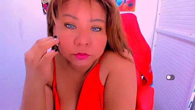 victoria love89 online show from December 21, 2025, 2:08 am