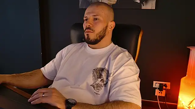 AngeloEric online show from February 11, 2026, 11:37 am