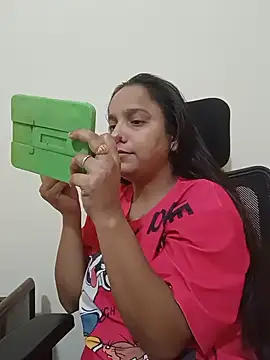 Simran-Kaur143 online show from July 10, 2026, 9:45 am