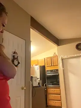 Snapshot of Princess_Peach69 chatting on December 5, 2025, 2:36 pm Princess Peach69 online show from December 5, 2025, 2:36 pm