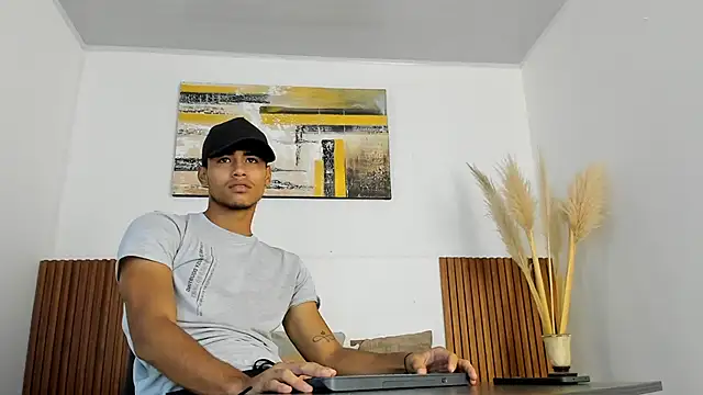 zander 2120 online show from September 17, 2025, 1:02 pm