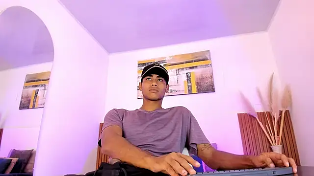 zander 2120 online show from April 10, 2026, 1:05 pm