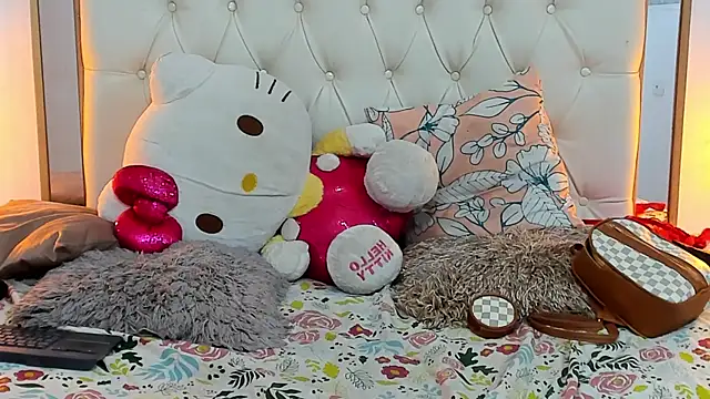 Snapshot of camila_sex_latina chatting on January 18, 2025, 7:07 am camila sex latina online show from January 18, 2025, 7:07 am