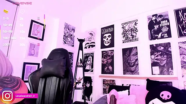 Lexyjoycce online show from September 27, 2025, 8:58 pm