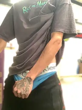 Snapshot of 27powercm chatting on October 23, 2025, 9:02 pm 27powercm online show from October 23, 2025, 9:02 pm