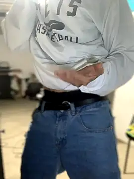 Snapshot of 27powercm chatting on November 13, 2025, 6:23 am 27powercm online show from November 13, 2025, 6:23 am