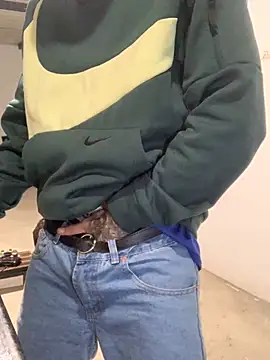 Snapshot of 27powercm chatting on November 23, 2025, 8:25 am 27powercm online show from November 23, 2025, 8:25 am