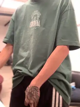 Snapshot of 27powercm chatting on November 30, 2025, 8:57 pm 27powercm online show from November 30, 2025, 8:57 pm