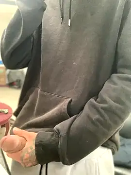 Snapshot of 27powercm chatting on December 1, 2025, 7:30 pm 27powercm online show from December 1, 2025, 7:30 pm